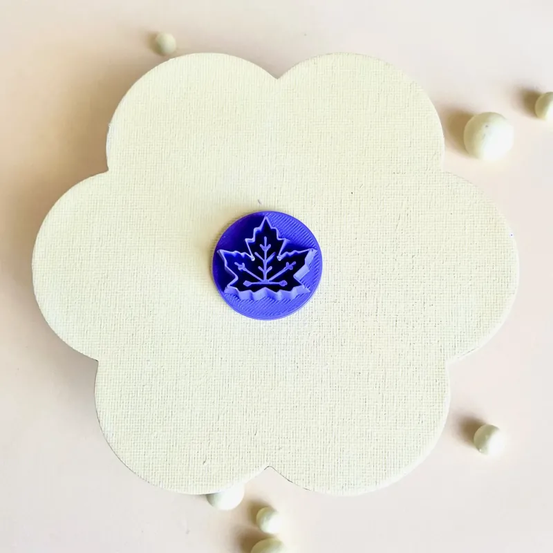 Cortador arcilla polimérica - Hoja de arce con marcas