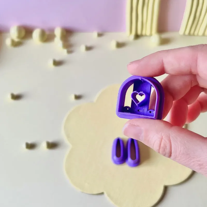 Set de cortadores para arcilla polimérica arco con corazón y lágrimas