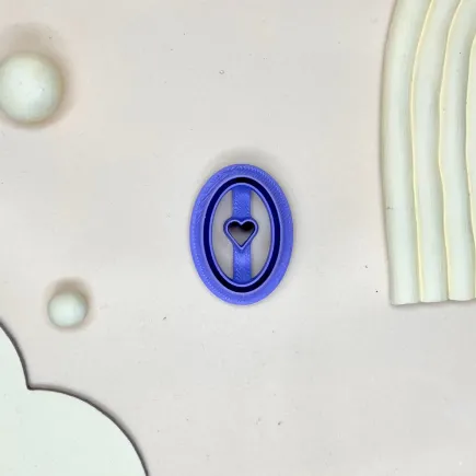 Cortador arcilla polimérica - óvalo con mini corazón