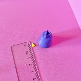 Mini cortador arcilla polimerica: forma de triángulo - Lylo Tools