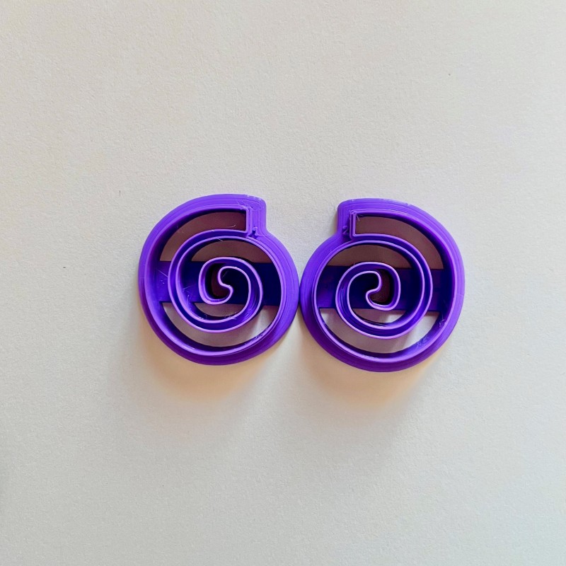 Cortador para arcilla polimérica para hacer aros con forma de espiral