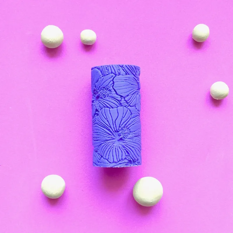 Rodillo de textura para arcilla polimérica - flor de hibisco Rodillo de textura para arcilla polimérica - flor de hibisco