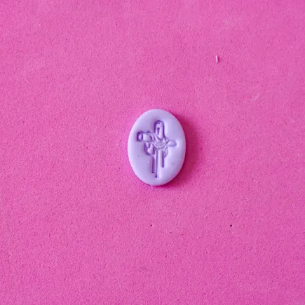 Cortador arcilla polimérica - Medalla Cruz con Manto