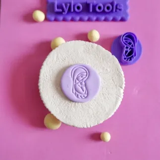 Sello para arcilla polimérica: Virgen - Lylo Tools
