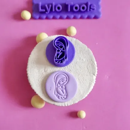 Sello para arcilla polimérica - Virgen estilo 1