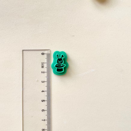 Mini cortador para arcilla polimérica conejo chistera