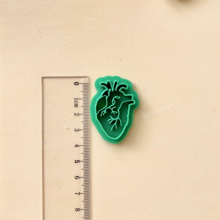 Cortador para arcilla polimérica corazón anatómico