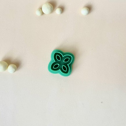 Cortador para arcilla polimérica flor silueta - Lylo Tools