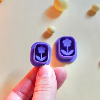 Cortador para arcilla polimérica: charm flor con hojitas - Lylo Tools