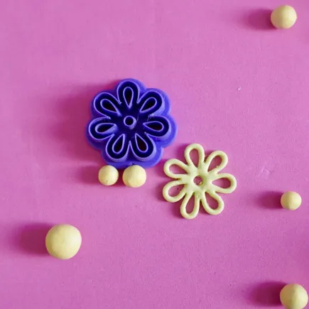 Cortador arcilla polimérica: silueta margarita 7 pétalos - Lylo Tools