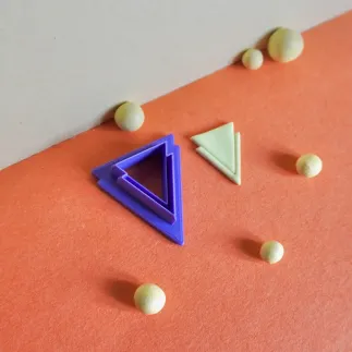 Cortador para arcilla polimérica - estilo old money triángulo con marca